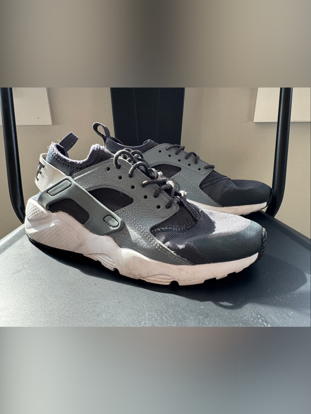 Kids Nike Huarache Run Ultra Sz 4.5y